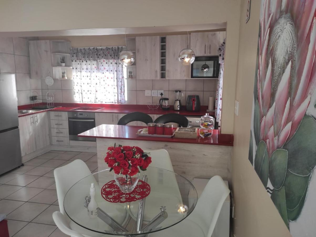 Villa Arlogenix à Durbanville Extérieur photo